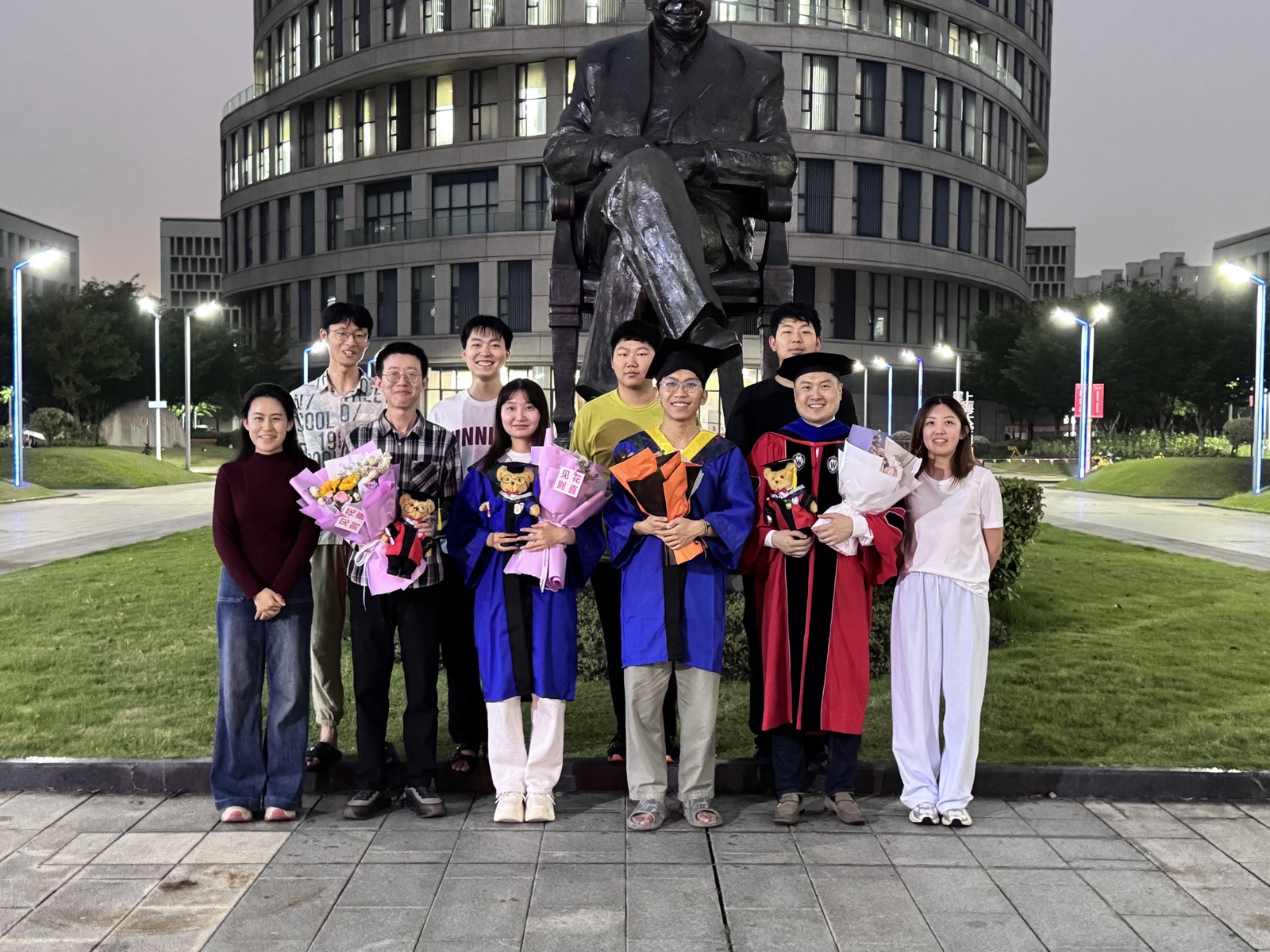 Xie Lab group photo, June 2025